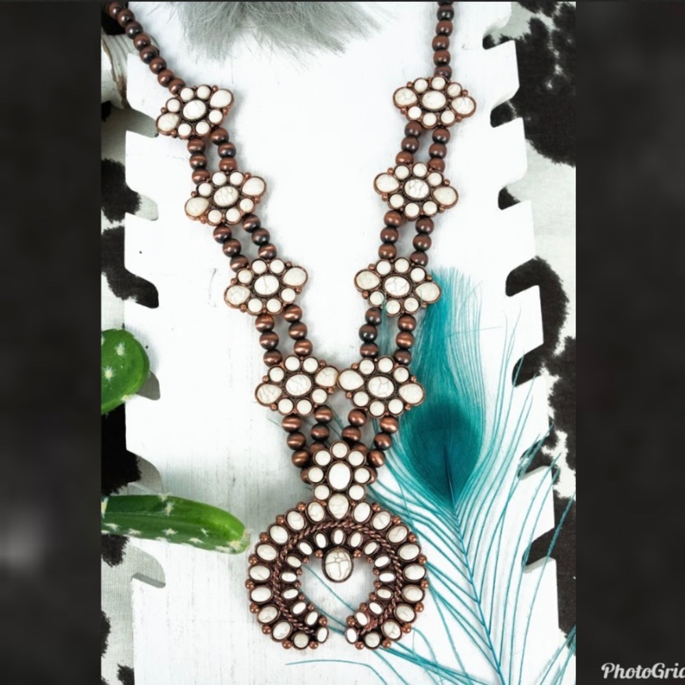 Necklace ⭐️NWT Western Native American Inspired Long Beaded ⭐️LAST ONE - Picture 2 of 8